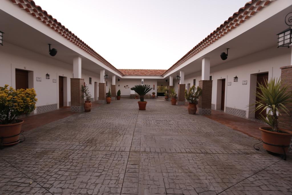 Hotel Rural Arroyo La Plata By Bossh Hotels Jerez De Los Caballeros Zewnętrze zdjęcie